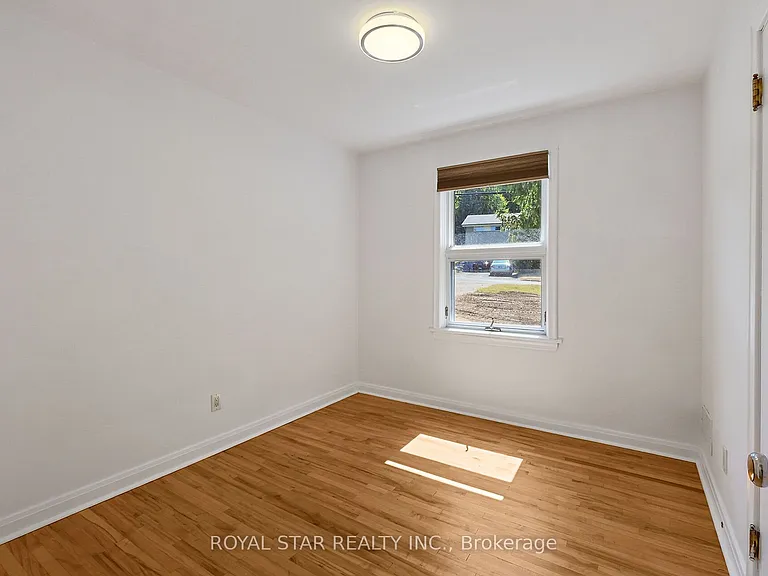 10 Delong Dr — Photo 23