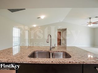 1215 NE 2nd Pl, Cape Coral, FL 33909
