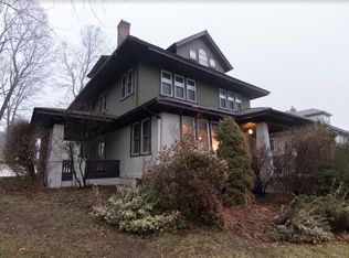 22 Chamberlain Pkwy, Worcester, MA 01602