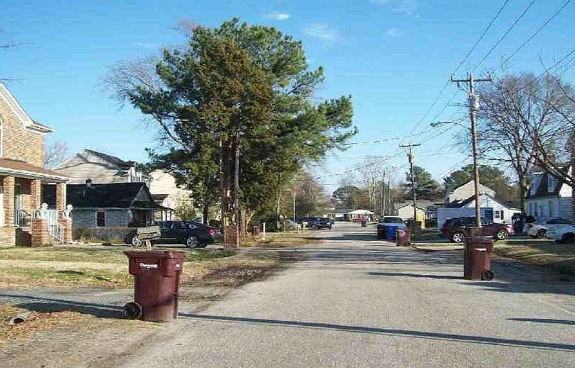 2nd image of 2519 Lanier St