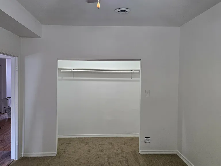 512 S Cicero Ave #2 — Photo 7