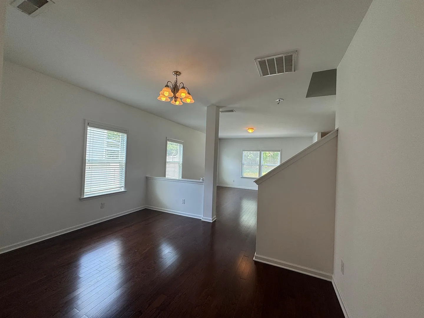 **Move-In Special of $500 off the first full months rent** — Photo 2