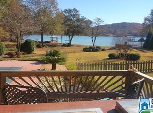 190 Oak Pointe Dr, Cropwell, AL 35054