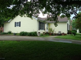 515 Grand Vista Pl, Douglass Hills, KY 40243