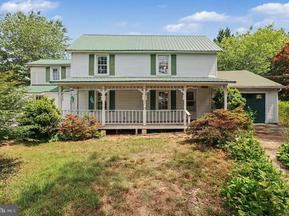17345 Emma Ln, King George, VA 22485