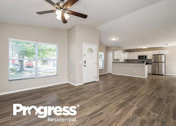 4th image of 10016 N 11th St