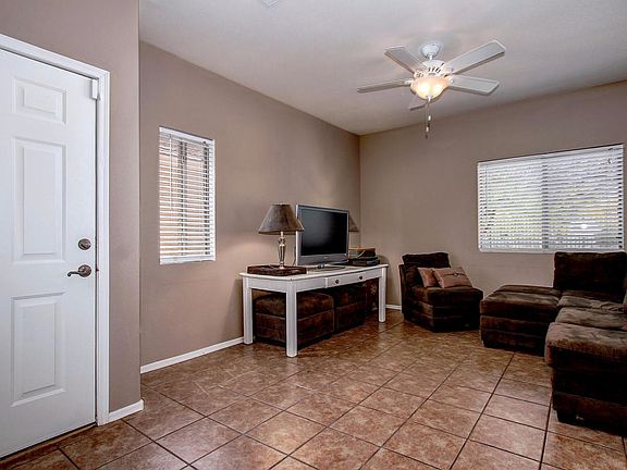 4th image of 4063 E Abraham Ln