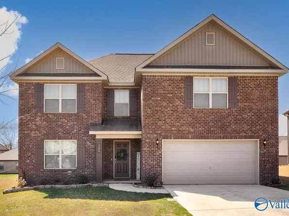 104 Umbra Cir, Huntsville, AL 35811