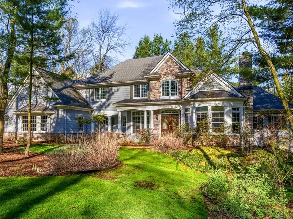 8184 Barony Point, Mattawan, MI 49071