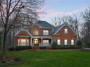 935 Champions Fairway Dr, Milton, GA 30004