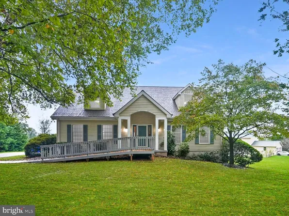 24201 Cadillac Dr, Gaithersburg, MD 20882