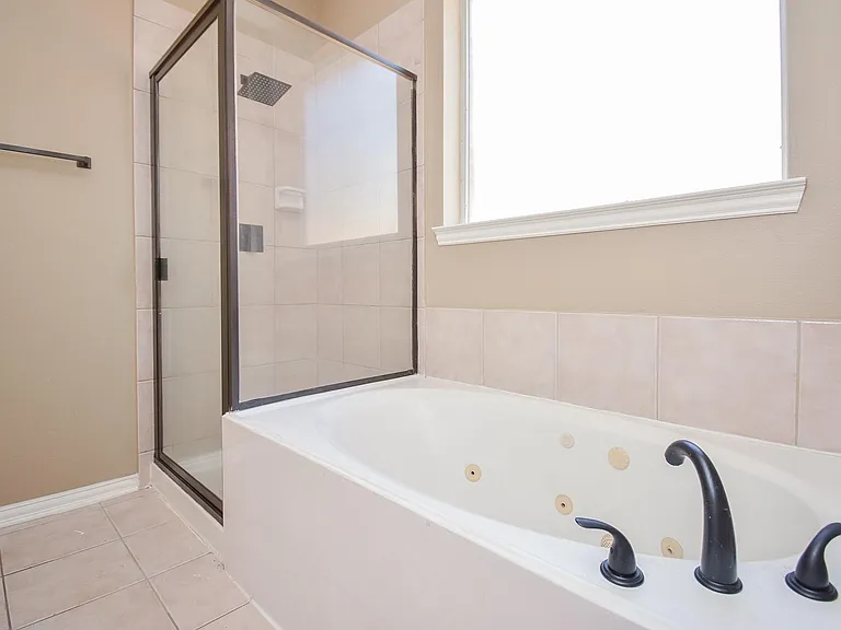 3011 Nickleby Ct — Photo 28