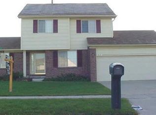 49114 Shady Glen Ct, New Baltimore, MI 48051