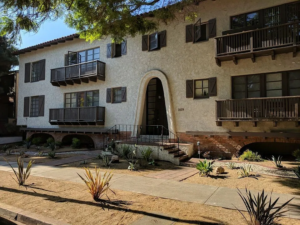 1 bed, 1.5 bath, $2,595 — Photo 2