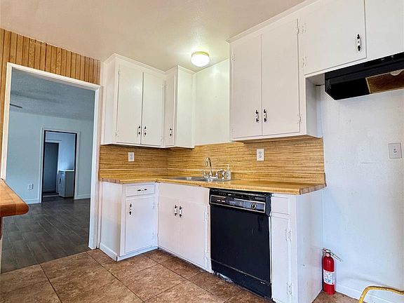 5th image of 6018 W 43rd St