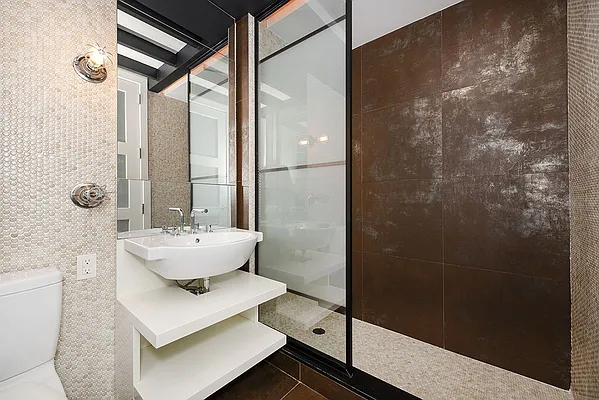 Rented by City View Living | media 5