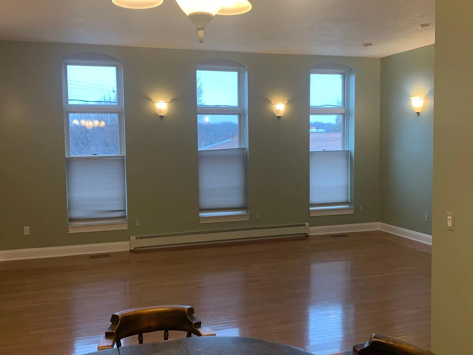 2 bed, 1000 sqft, $1,500 — Photo 2