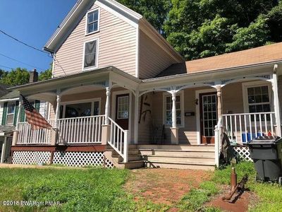 320 Carroll St, Honesdale, PA, 18431