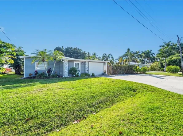 2432 Lake AVE, NAPLES, FL 34112