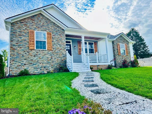 156 Bixlers Ferry Rd, Luray, VA 22835