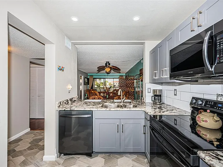 6281 Bahia Del Mar Blvd #208 — Photo 9