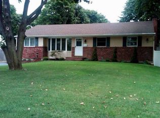 382 Townline Rd, Commack, NY 11725