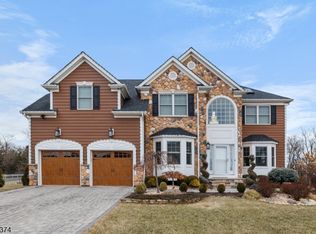 154 Scarborough Rd, Belle Mead, NJ 08502