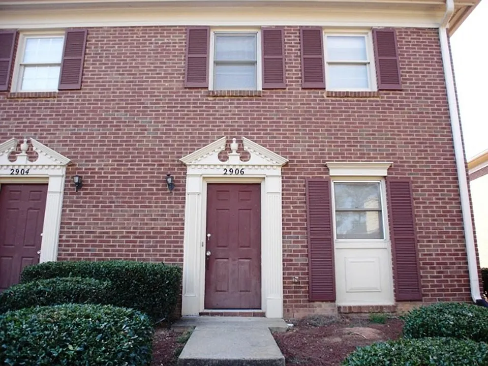 2906 Webb Bridge Rd