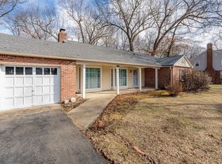 589 Allen St, Springfield, MA 01118