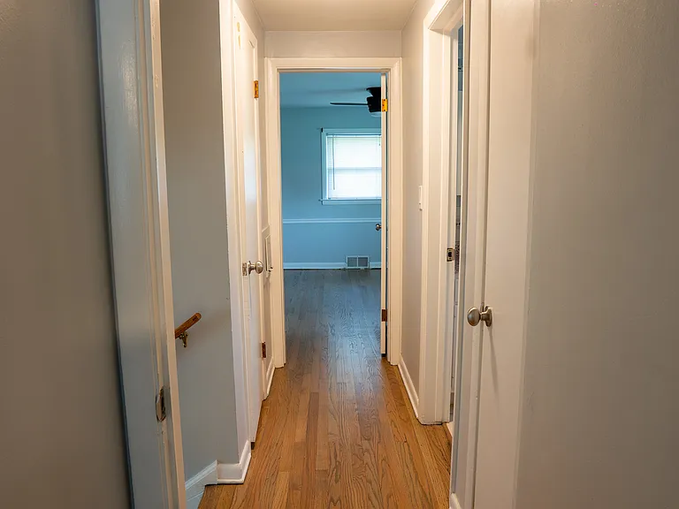 9733 Karlov Ave — Photo 32
