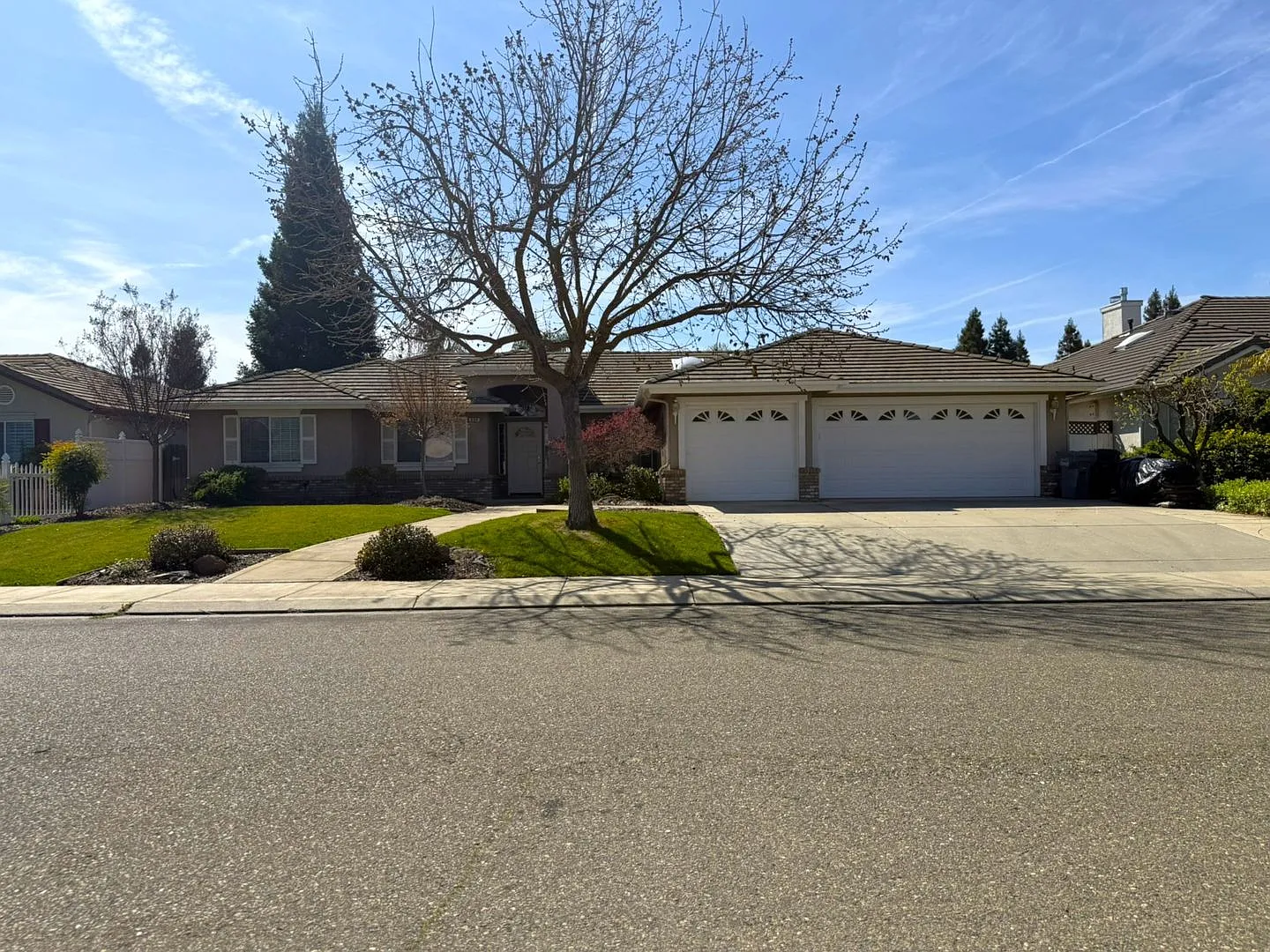 644 Kingfisher Ct photo 1