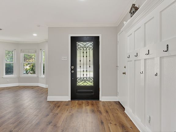 3rd image of 10530 Summerstone