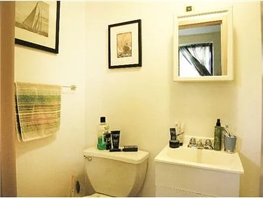 Rented by Douglas Elliman | media 23