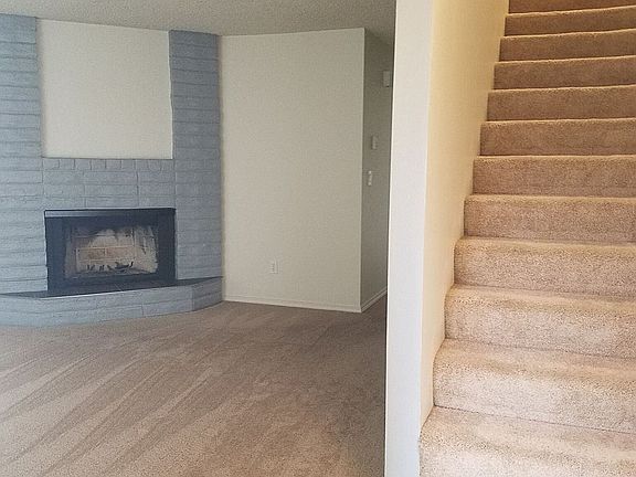 2nd image of 6905 NE 43rd St Unit 10-D