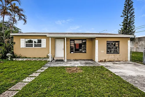 2906 Mayo St Photo 1