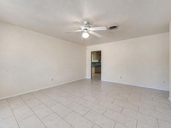 4th image of 3508 Princeton Ave