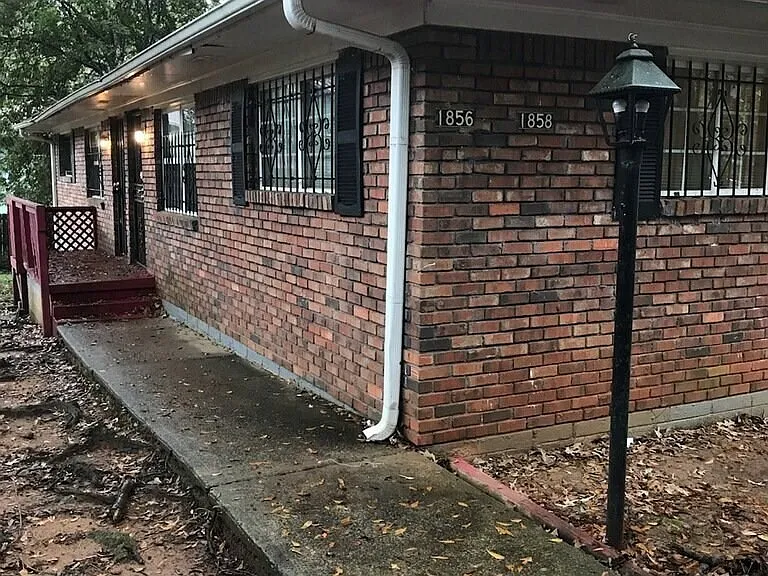 1856 E Farris Ave — Photo 1