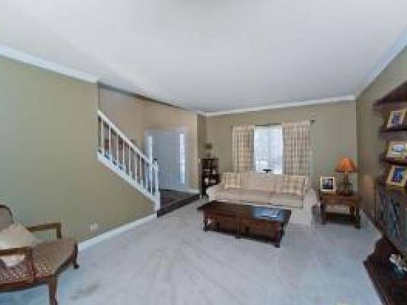 3rd image of 137 N Manchester Ln