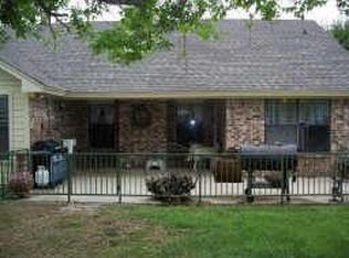 1103 Castleman Dr, Cedar Hill, TX 75104