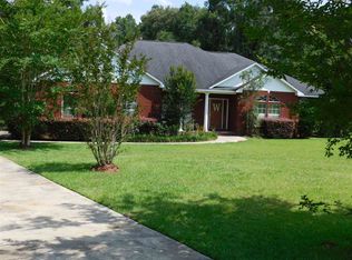 160 Red Bird Rd, Quincy, FL 32352