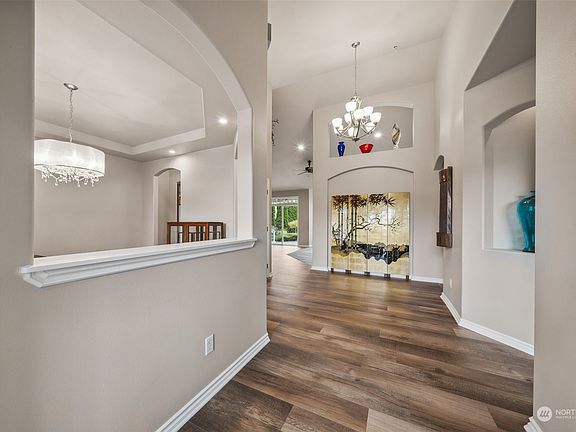 4th image of 9606 183rd Avenue E