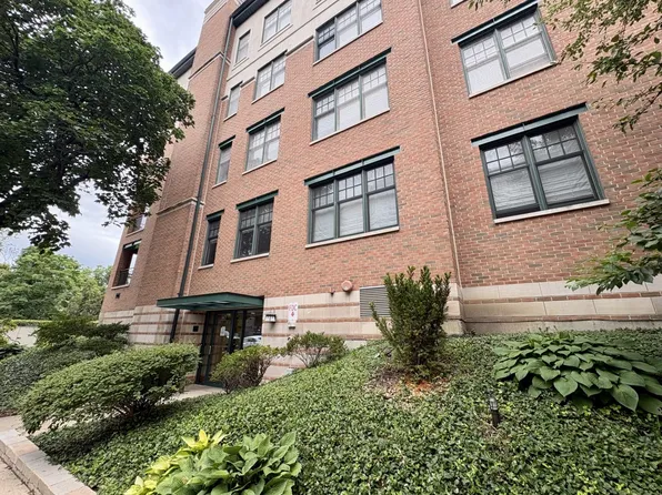 140 N Euclid Ave APT 407, Oak Park, IL 60302