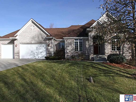 2nd image of 21402 Primrose Ct