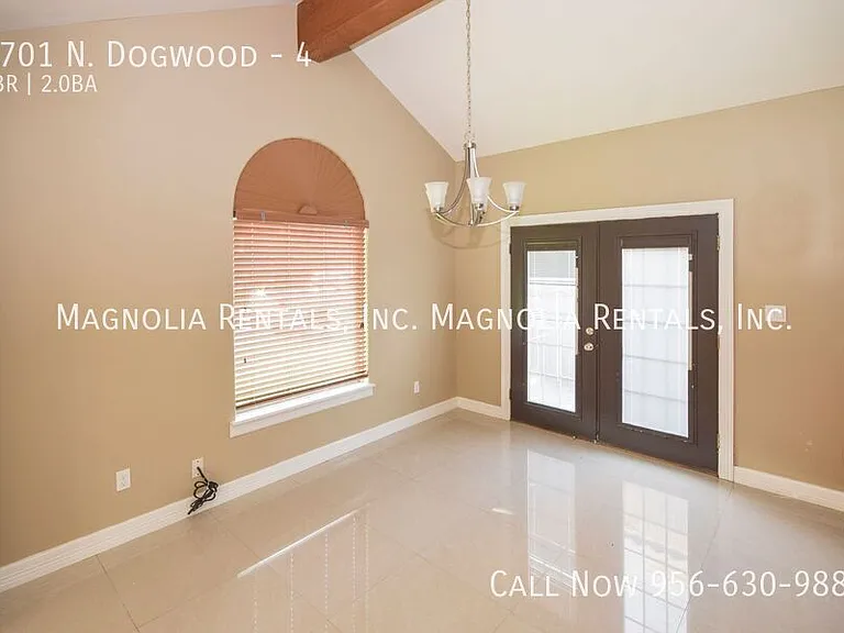4701 N Dogwood St #4 — Photo 6