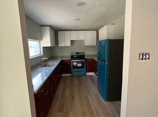 2102 Jones Rd, Baytown, TX 77521
