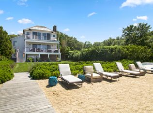 39 Lake Dr, Southampton, NY 11968