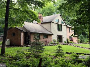 1372 Roush Ln, Lebanon, PA 17042