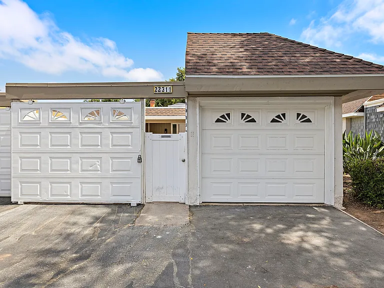 22311 Caminito Arroyo Seco #C — Photo 28