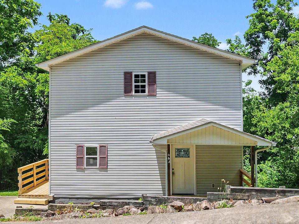 1st image of 114 Robinson St