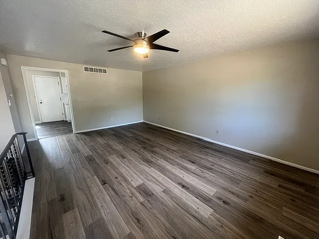 2077 S Atlantic St — Photo 4